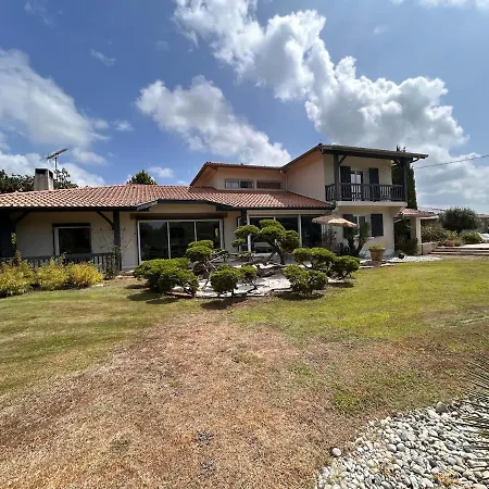 Superbe 300 M2 Avec Piscine Et Jacuzzi ヴィラ