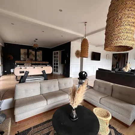 Superbe 300 M2 Avec Piscine Et Jacuzzi ヴィラ