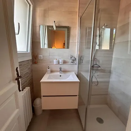 Superbe 300 M2 Avec Piscine Et Jacuzzi ヴィラ *