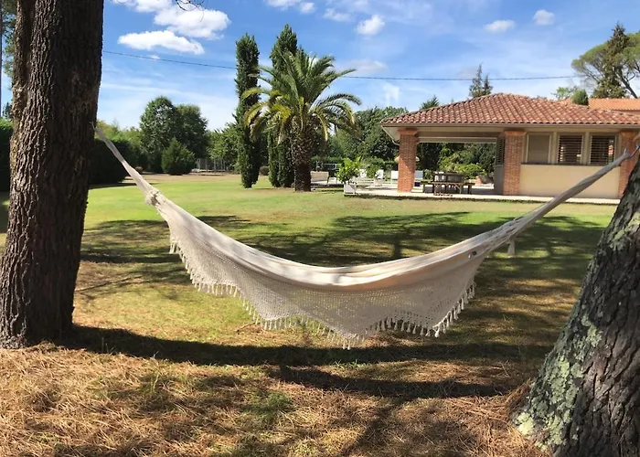 Superbe 300 M2 Avec Piscine Et Jacuzzi