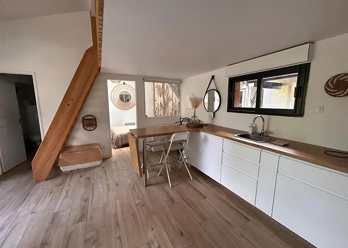 Superbe 300 M2 Avec Piscine Et Jacuzzi Villa