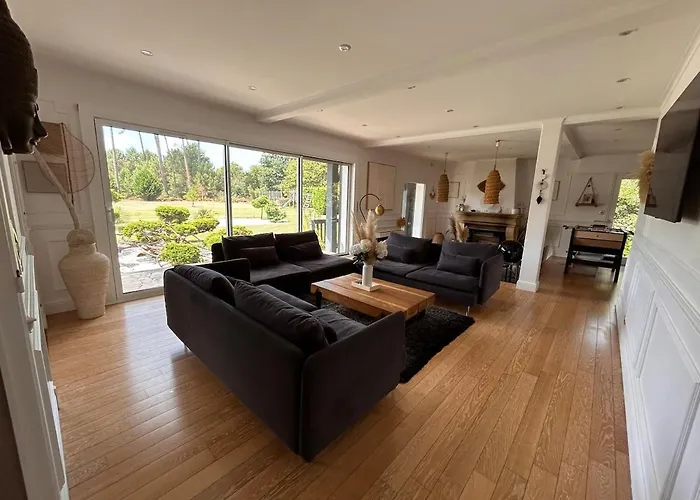 Superbe 300 M2 Avec Piscine Et Jacuzzi Villa *