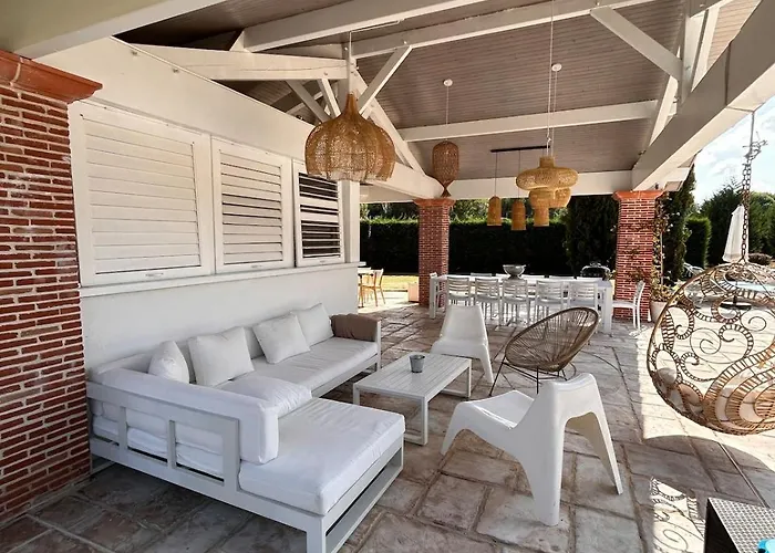 Superbe 300 M2 Avec Piscine Et Jacuzzi Villa Linxe